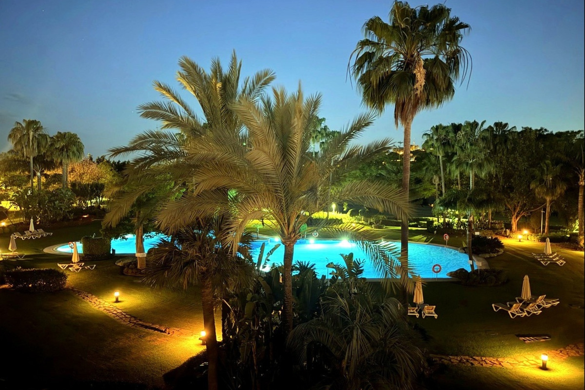 Resale - apartment - Marbella - Nueva Andalucía