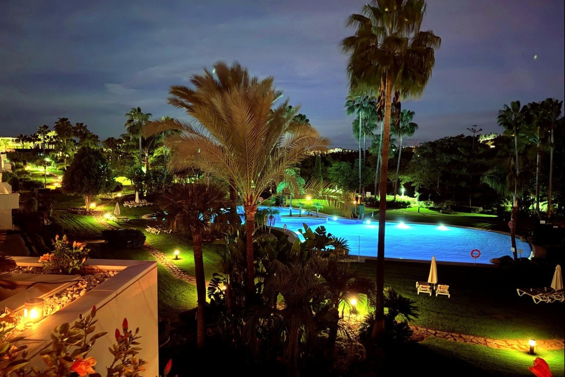 Resale - apartment - Marbella - Nueva Andalucía