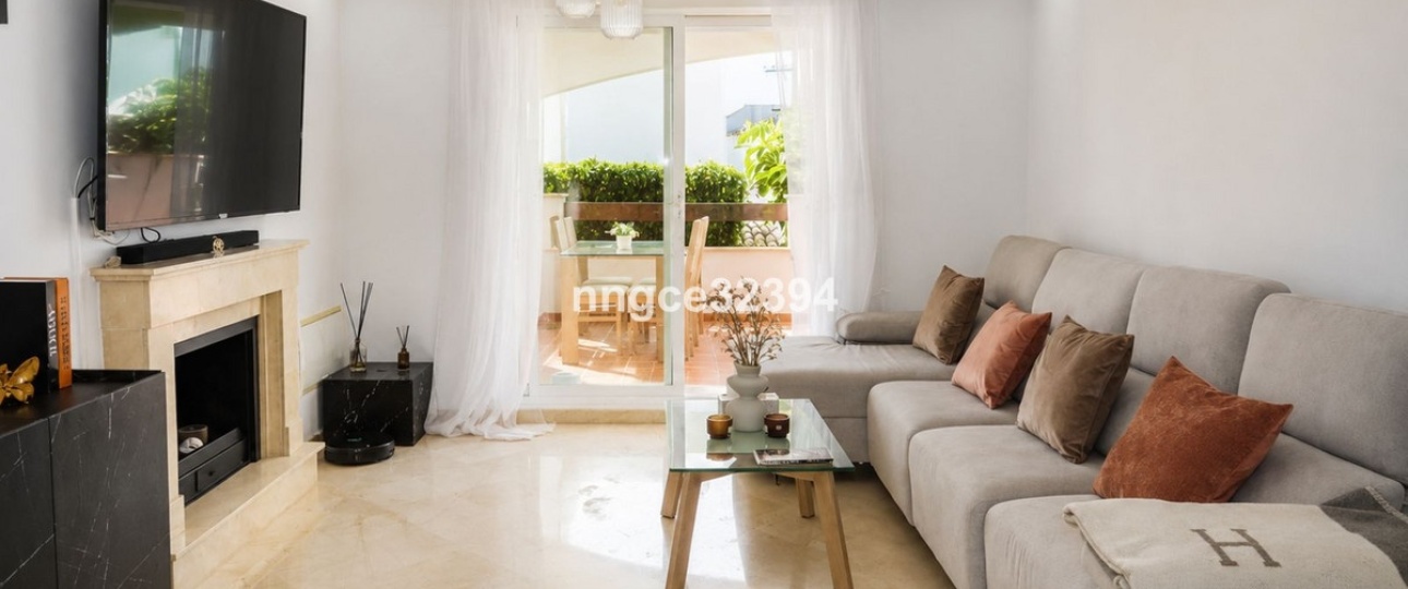 Resale - apartment - Marbella - Nueva Andalucía