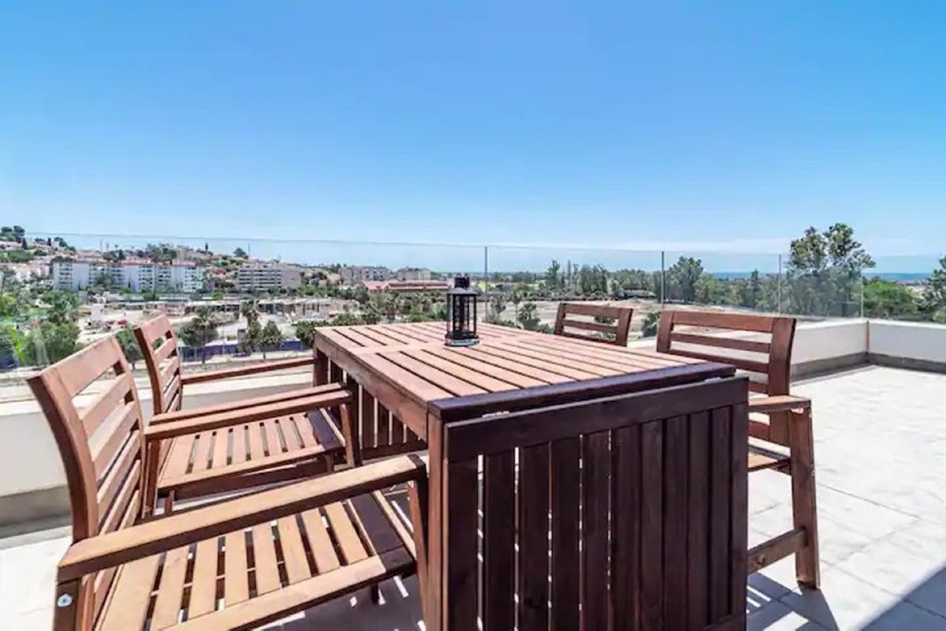 Resale - apartment - Marbella - Nueva Andalucía