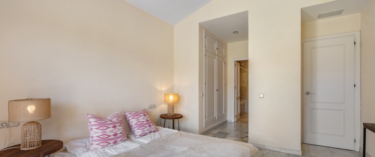 Resale - apartment - Marbella - Nueva Andalucía
