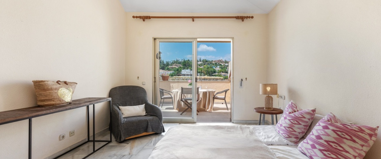 Resale - apartment - Marbella - Nueva Andalucía