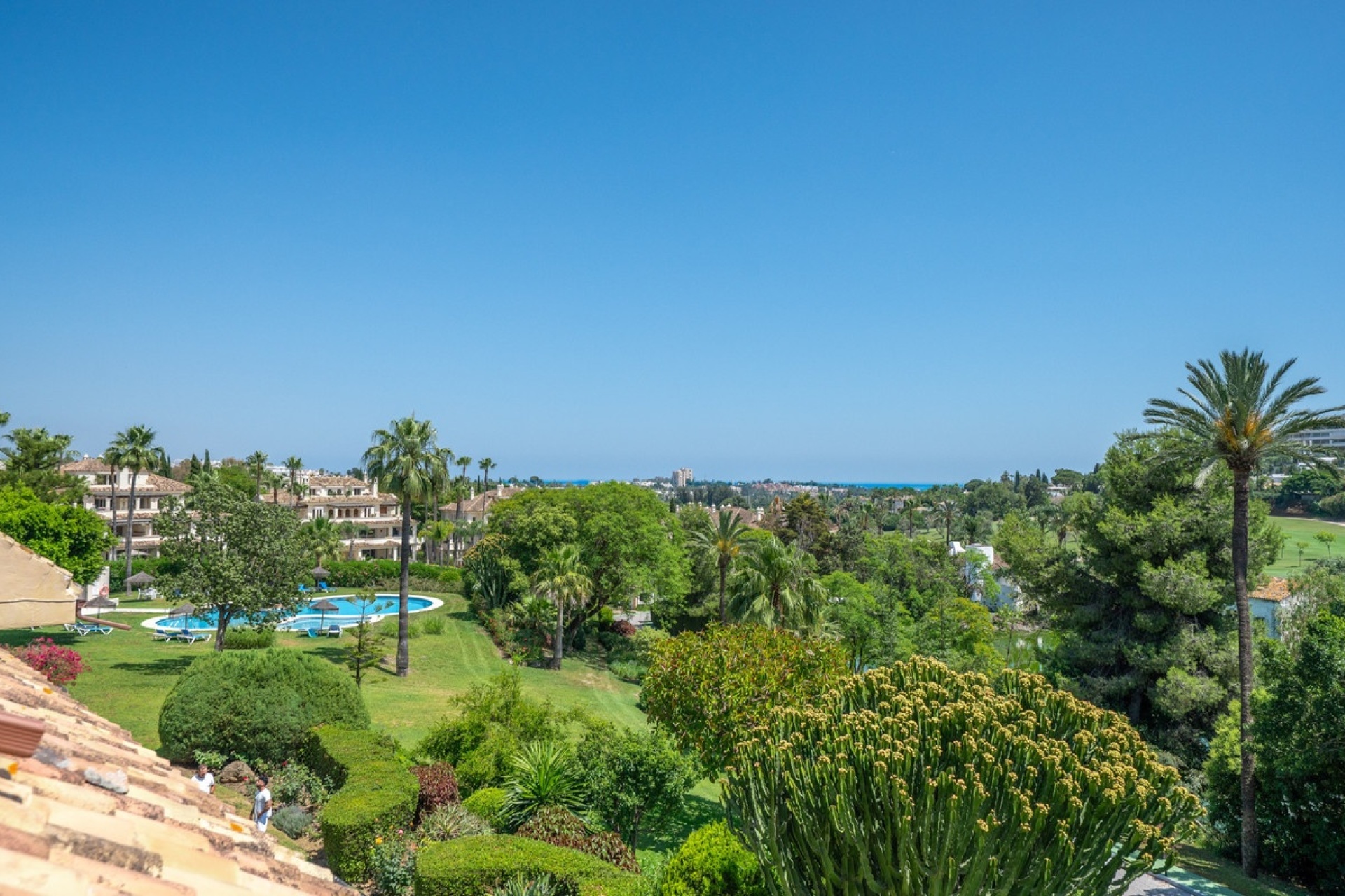 Resale - apartment - Marbella - Nueva Andalucía