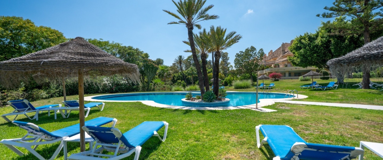 Resale - apartment - Marbella - Nueva Andalucía