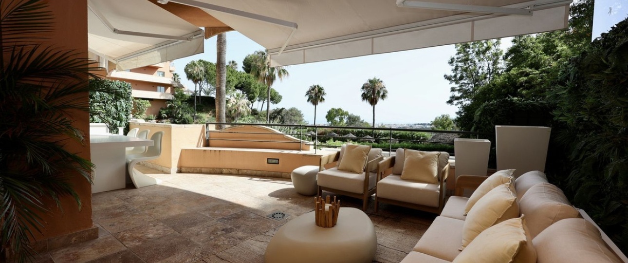Resale - apartment - Marbella - Nueva Andalucía