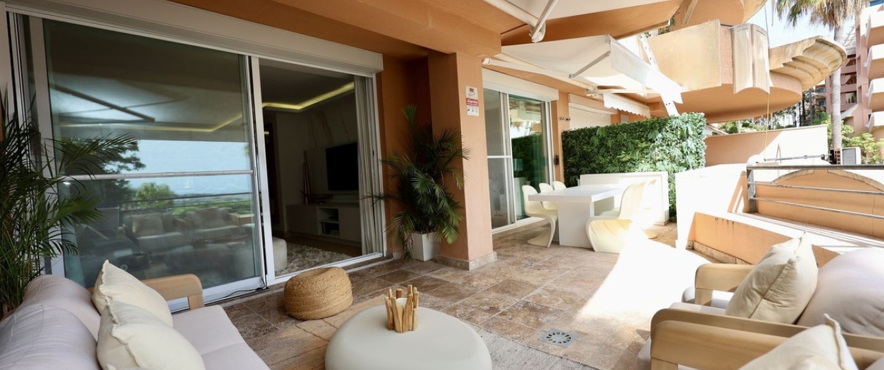 Resale - apartment - Marbella - Nueva Andalucía