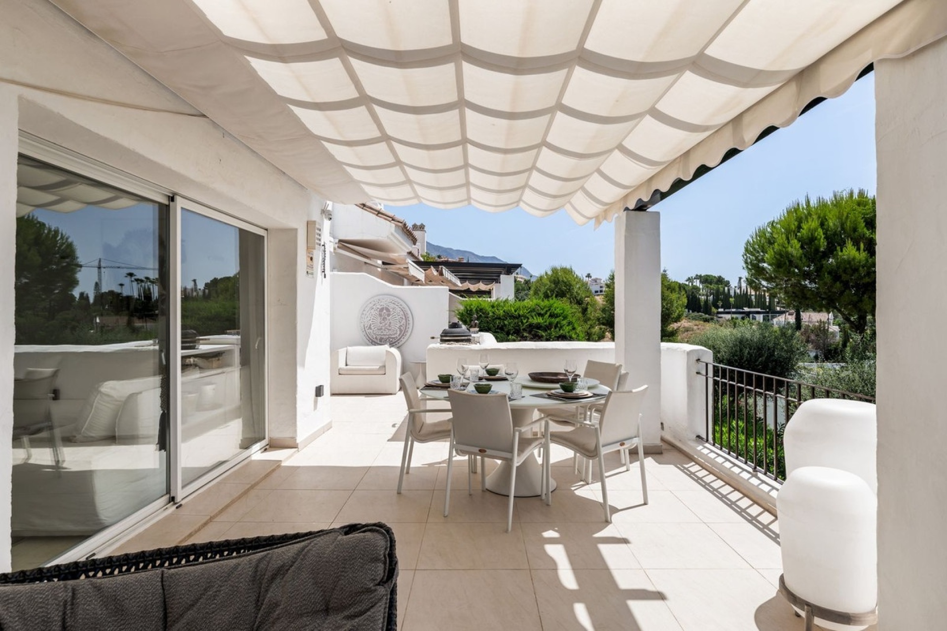 Resale - apartment - Marbella - Nueva Andalucía