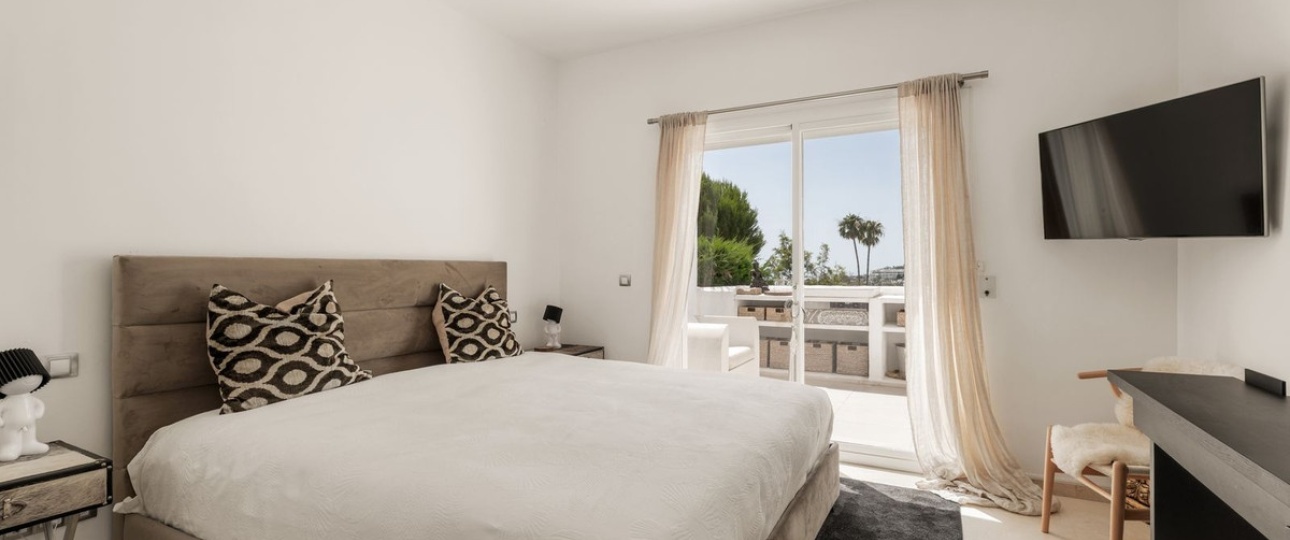Resale - apartment - Marbella - Nueva Andalucía