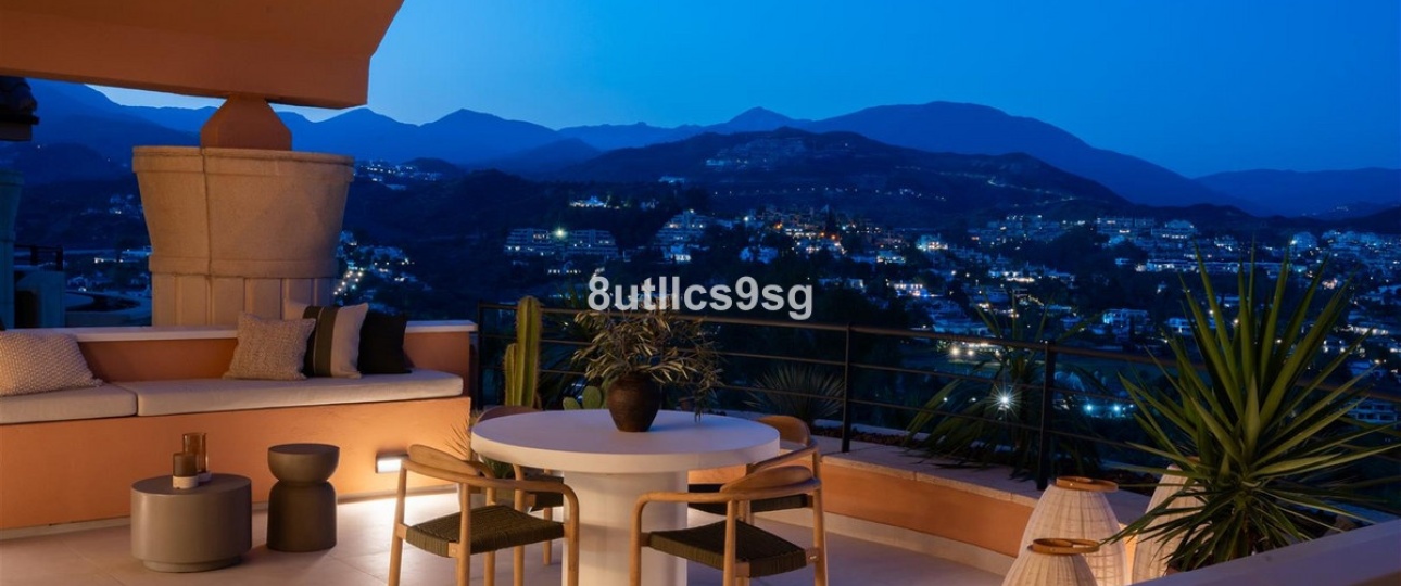 Resale - apartment - Marbella - Nueva Andalucía