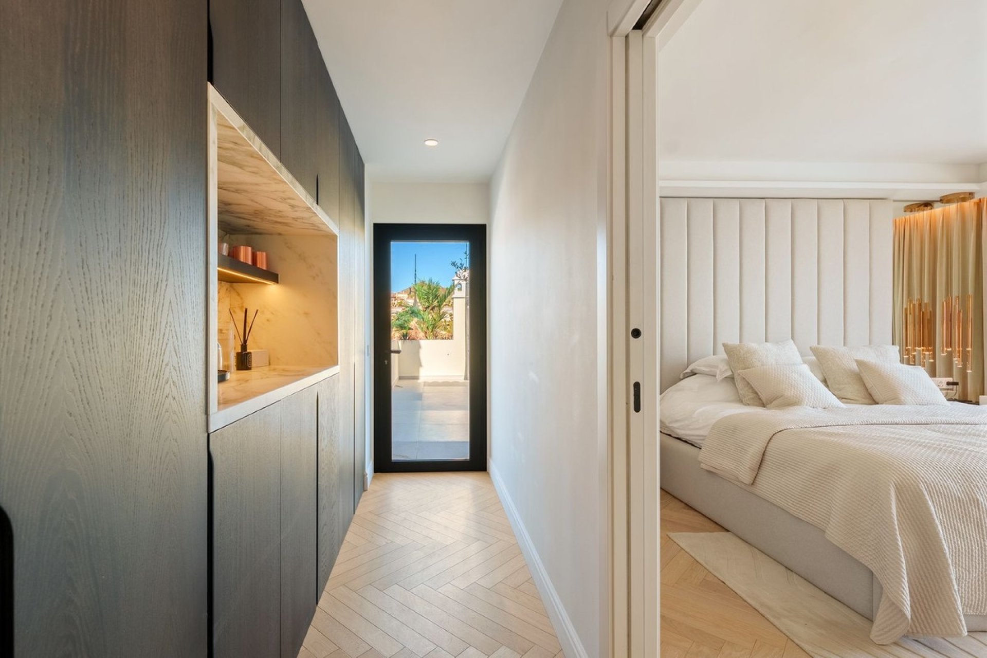 Resale - apartment - Marbella - Nueva Andalucía