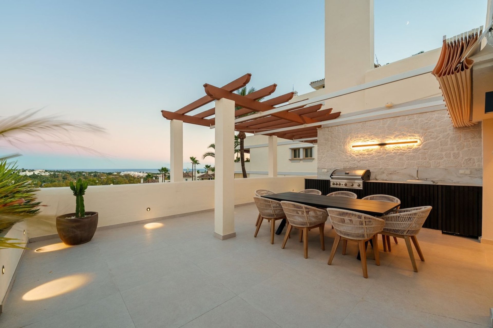 Resale - apartment - Marbella - Nueva Andalucía
