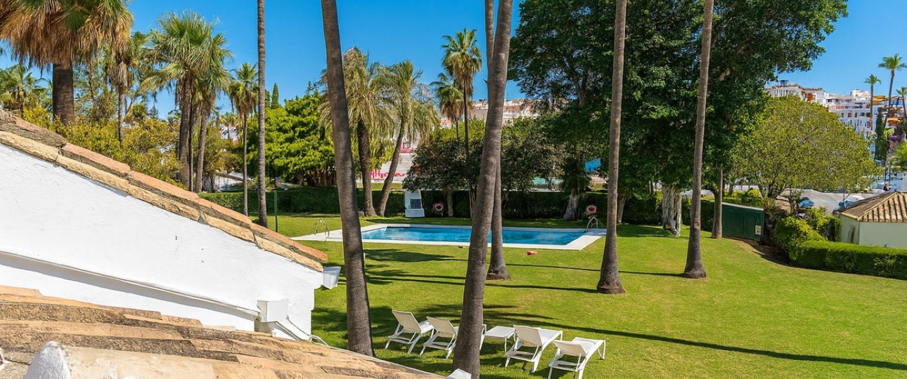 Resale - apartment - Marbella - Nueva Andalucía