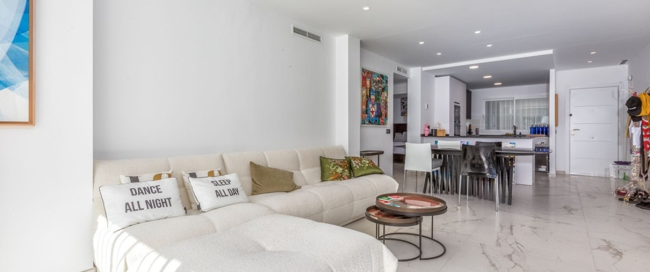 Resale - apartment - Marbella - Nueva Andalucía