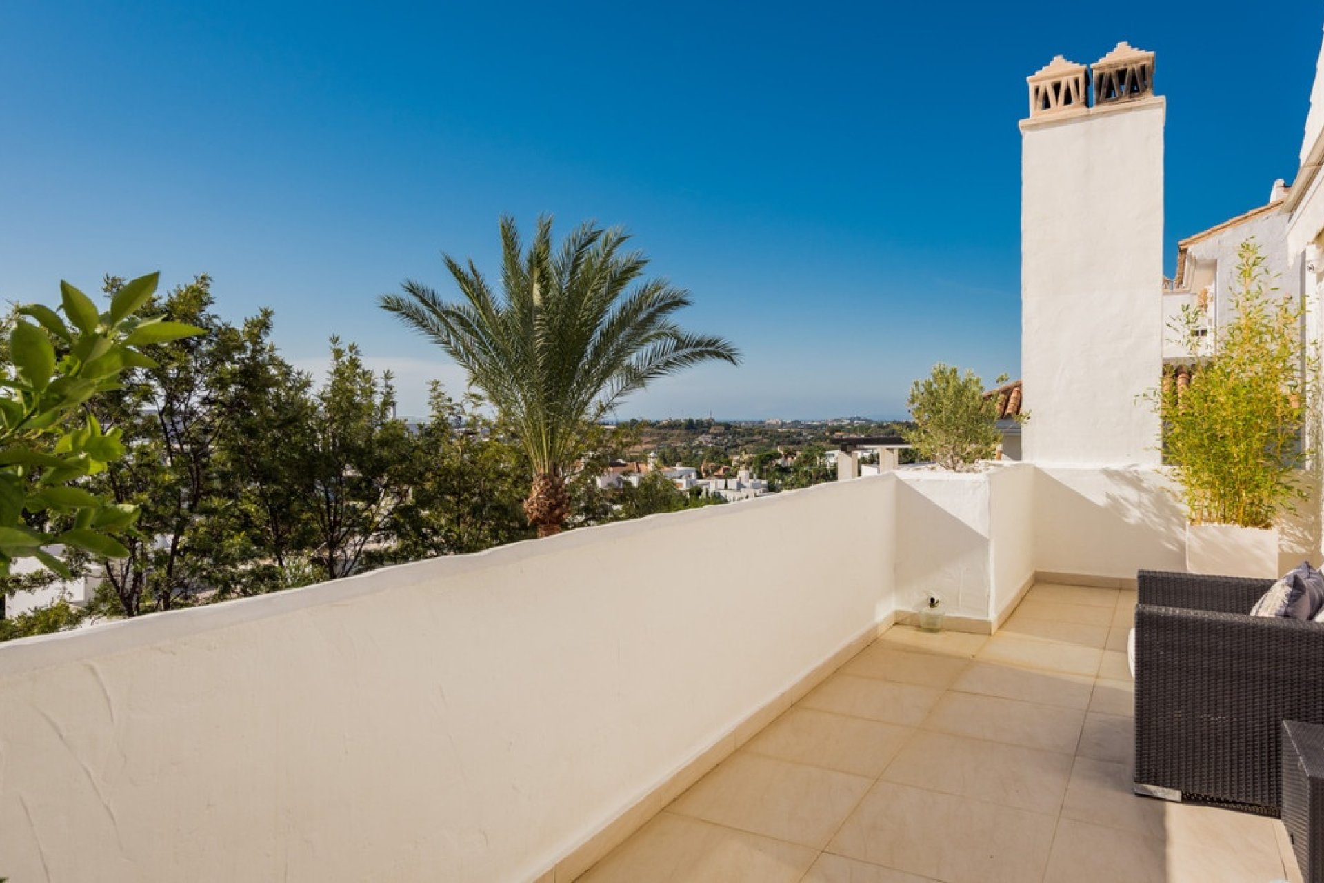 Resale - apartment - Marbella - Nueva Andalucía