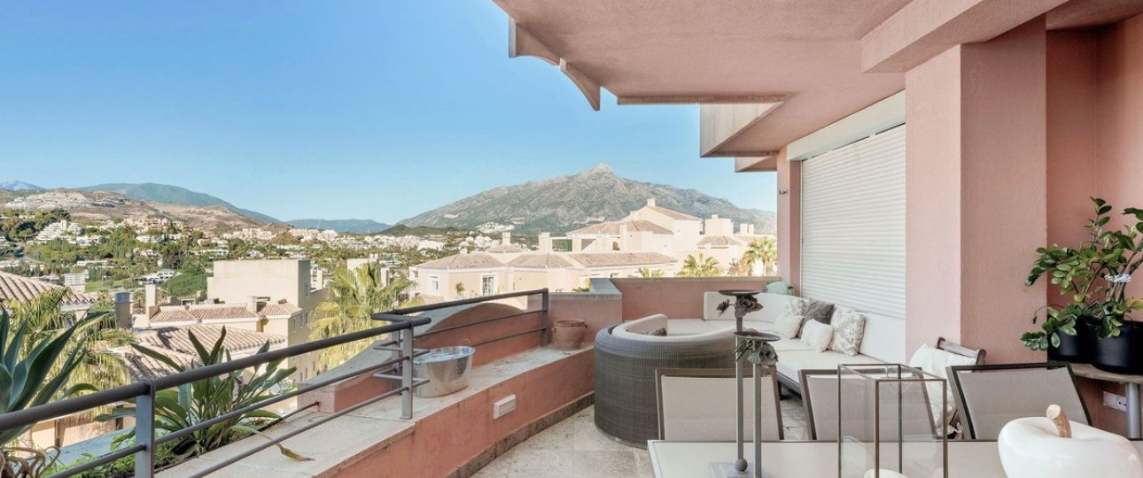 Resale - apartment - Marbella - Nueva Andalucía