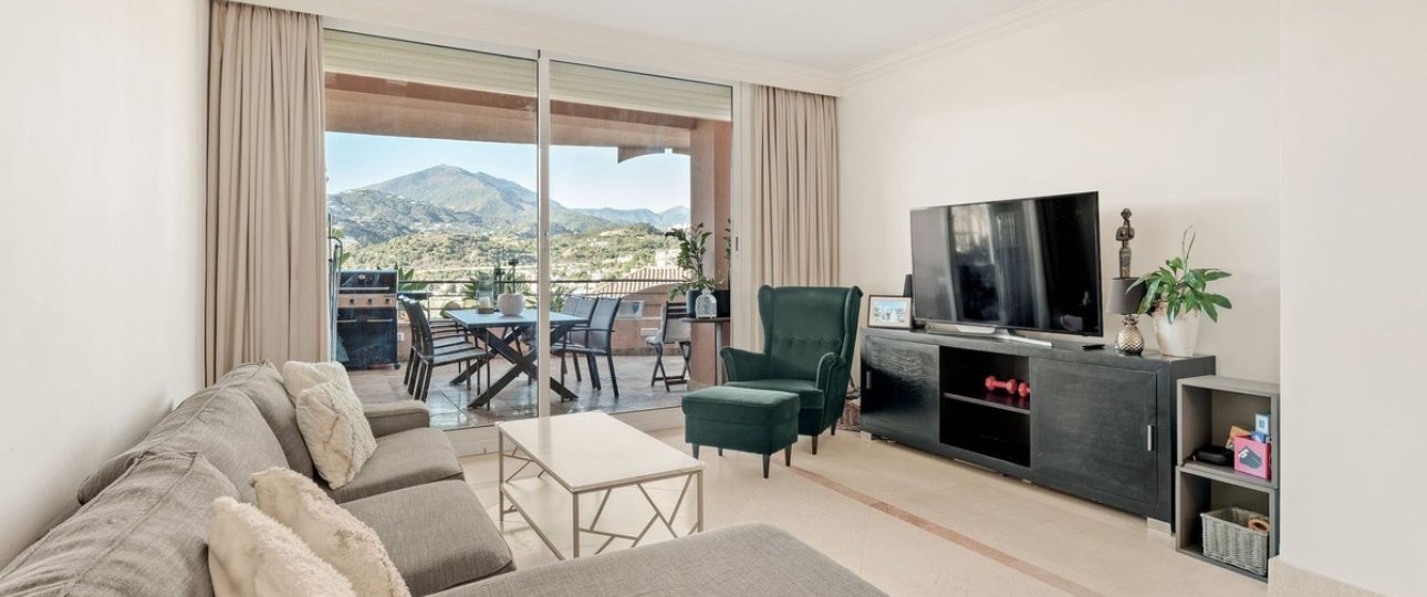 Resale - apartment - Marbella - Nueva Andalucía