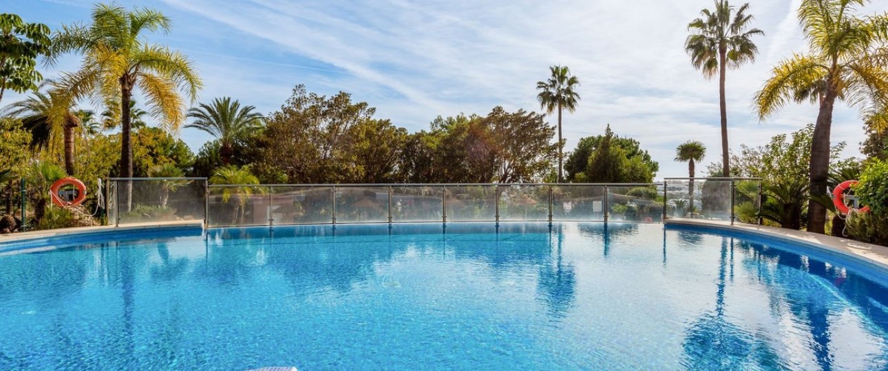 Resale - apartment - Marbella - Nueva Andalucía