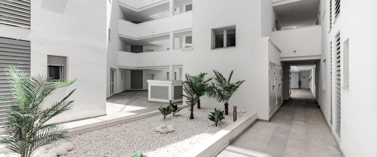 Resale - apartment - Marbella - Nueva Andalucía
