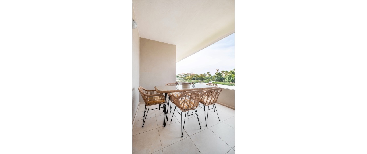 Resale - apartment - Marbella - Nueva Andalucía
