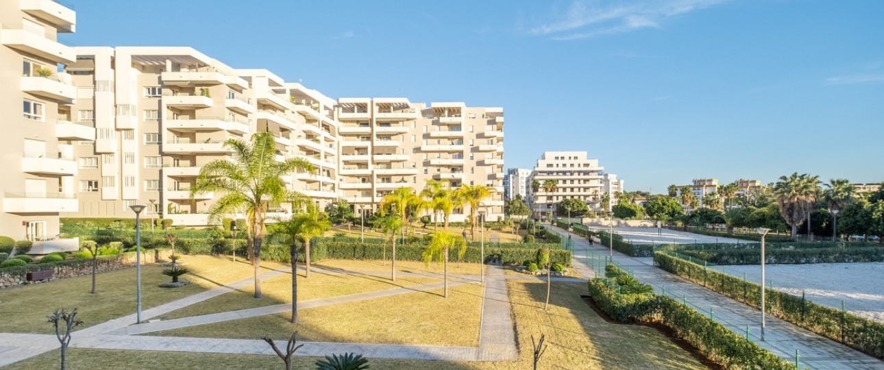 Resale - apartment - Marbella - Nueva Andalucía