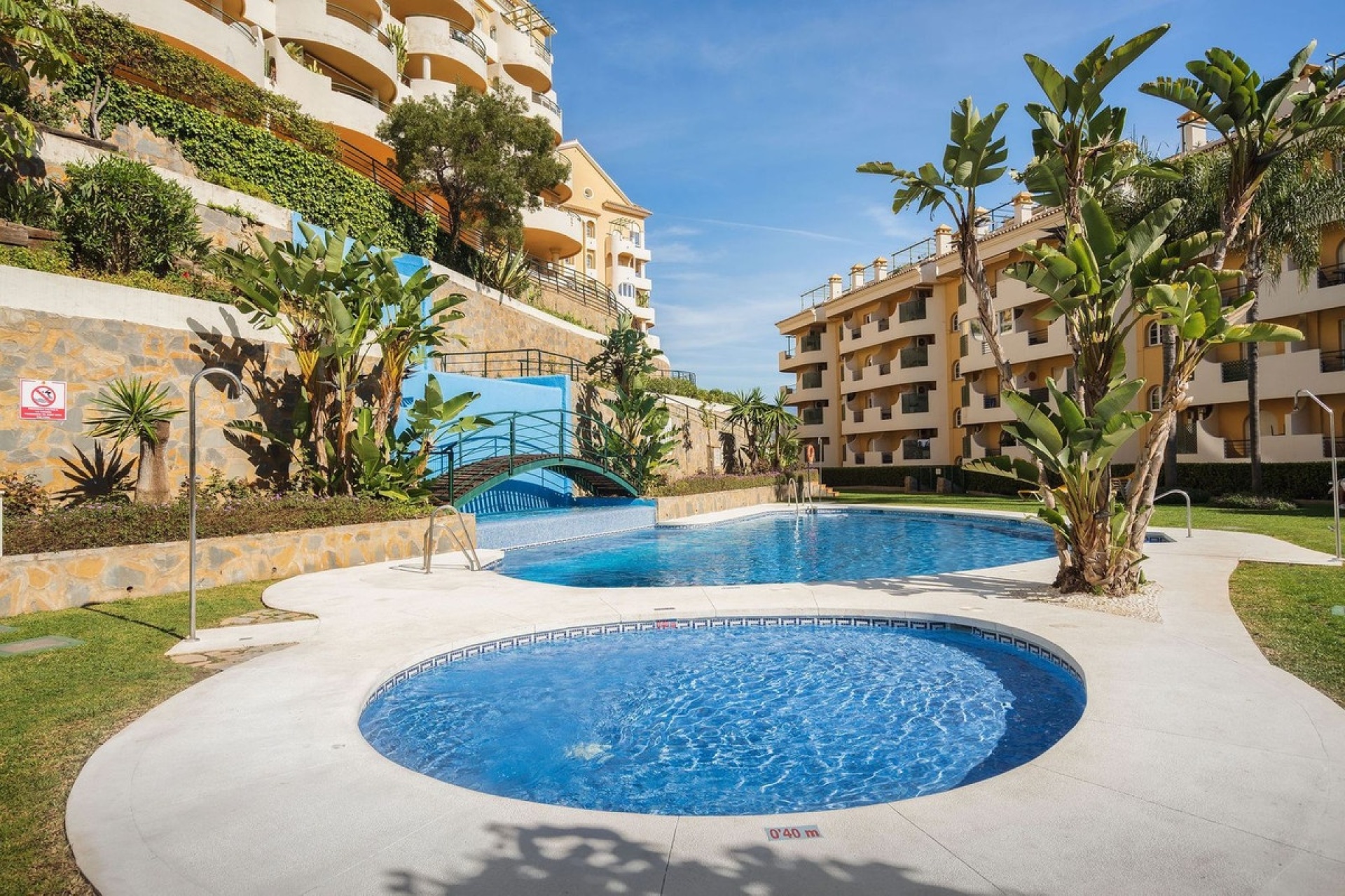 Resale - apartment - Marbella - Nueva Andalucía