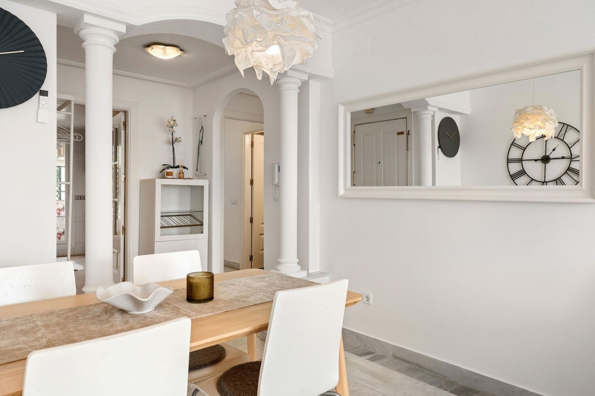 Resale - apartment - Marbella - Nueva Andalucía