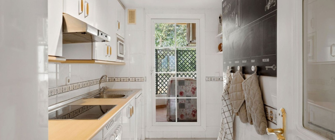 Resale - apartment - Marbella - Nueva Andalucía