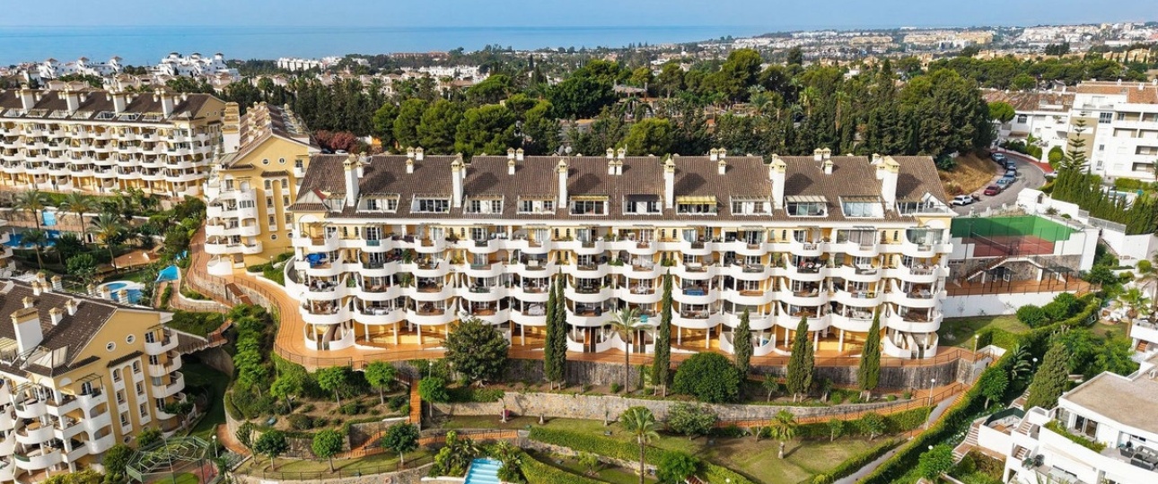 Resale - apartment - Marbella - Nueva Andalucía