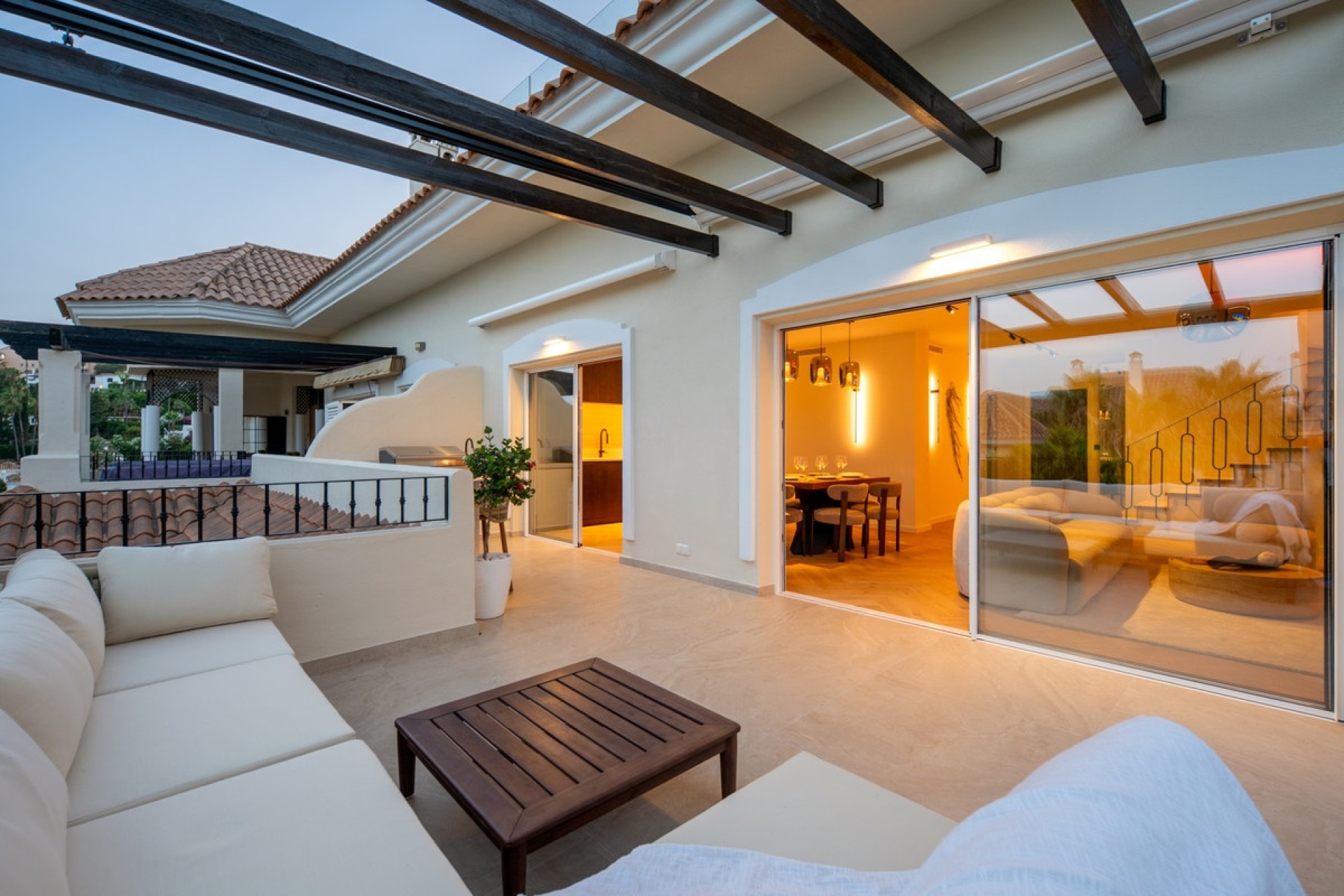 Resale - apartment - Marbella - Nueva Andalucía