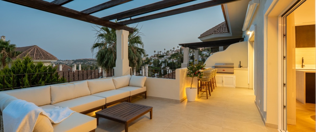 Resale - apartment - Marbella - Nueva Andalucía