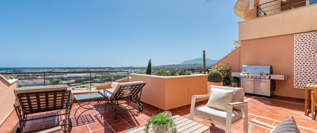 Resale - apartment - Marbella - Nueva Andalucía