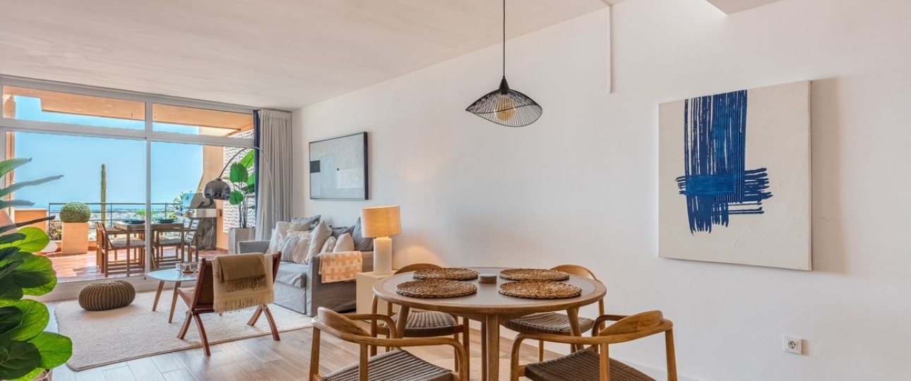 Resale - apartment - Marbella - Nueva Andalucía