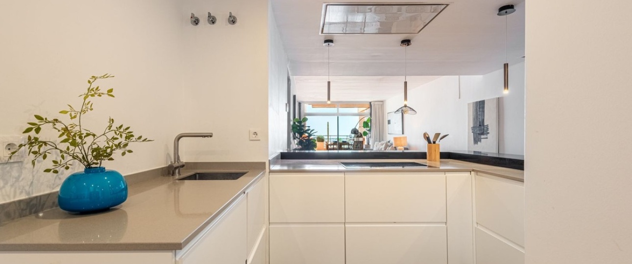 Resale - apartment - Marbella - Nueva Andalucía