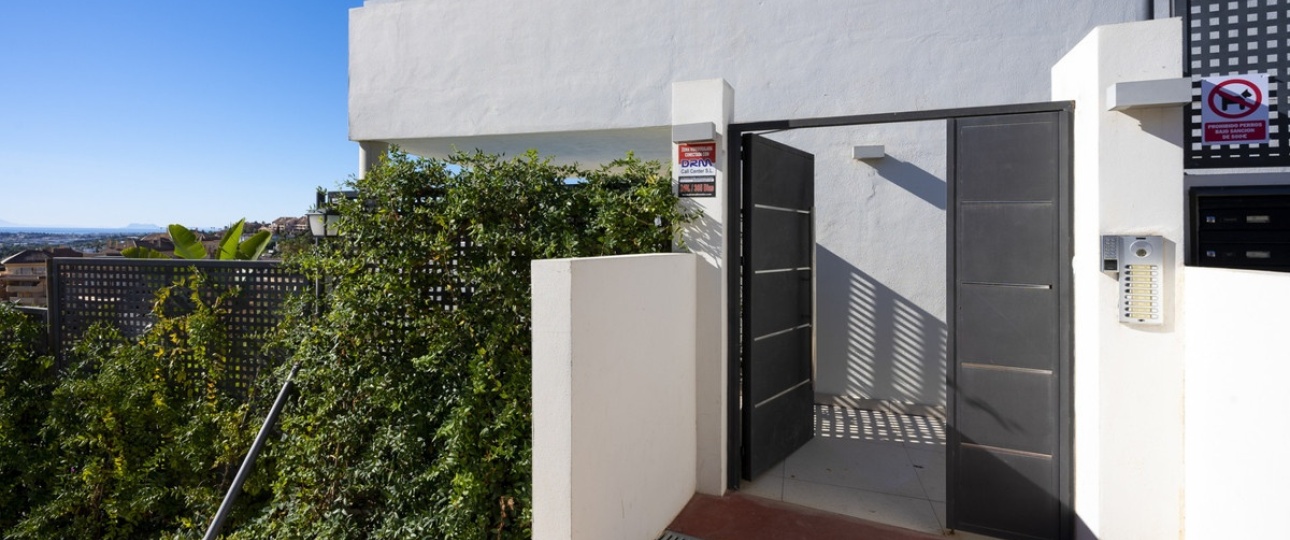 Resale - apartment - Marbella - Nueva Andalucía