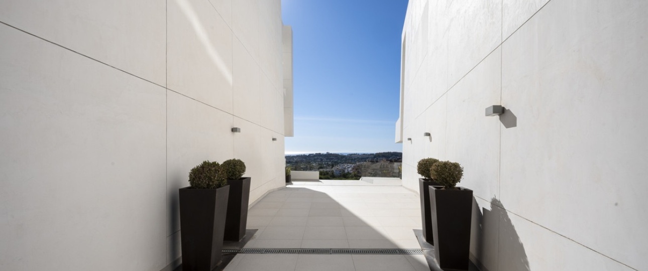 Resale - apartment - Marbella - Nueva Andalucía