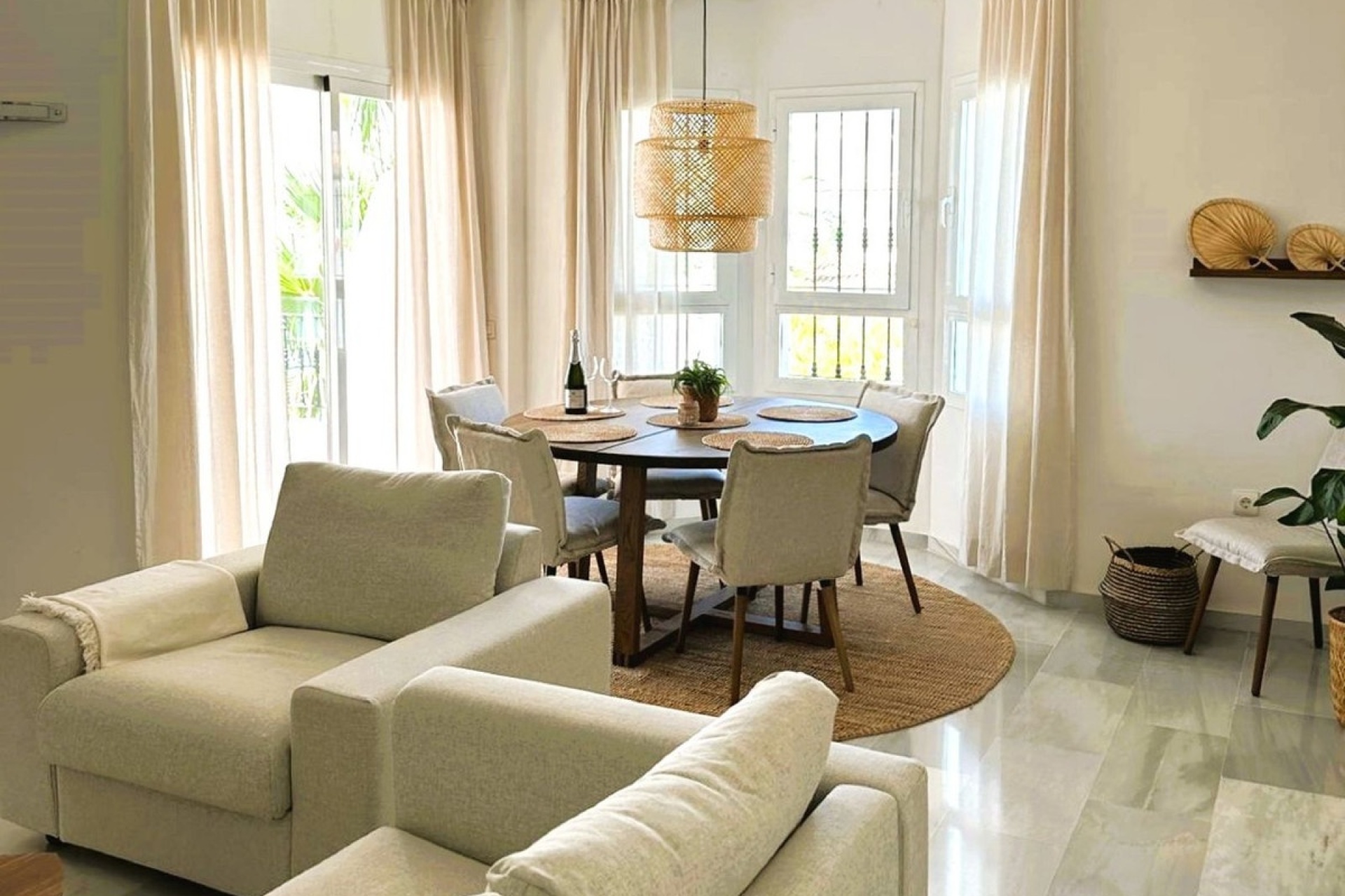 Resale - apartment - Marbella - Nueva Andalucía