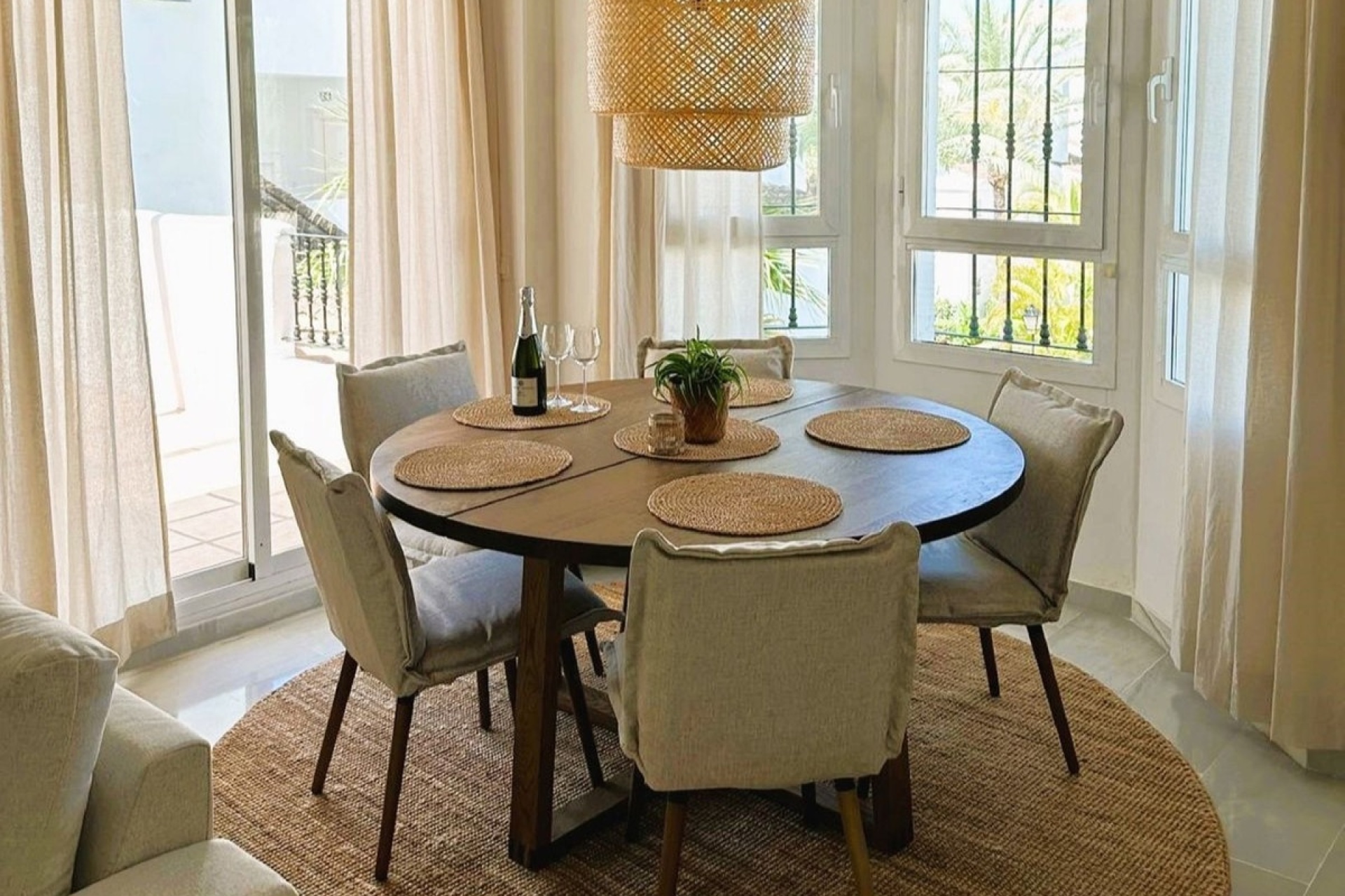 Resale - apartment - Marbella - Nueva Andalucía