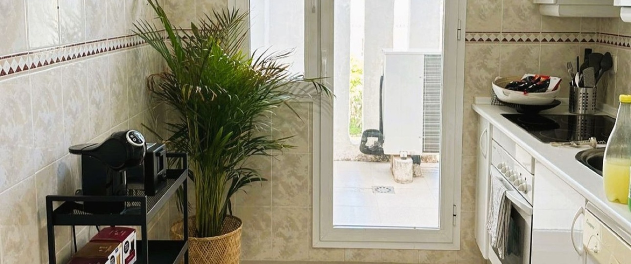 Resale - apartment - Marbella - Nueva Andalucía