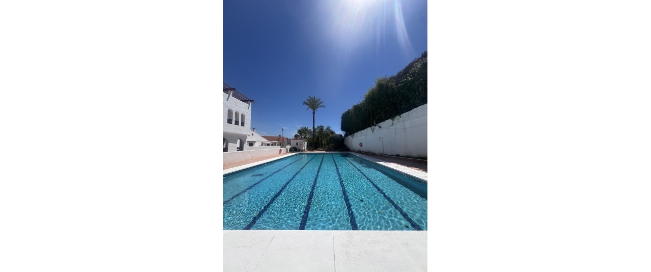 Resale - apartment - Marbella - Nueva Andalucía