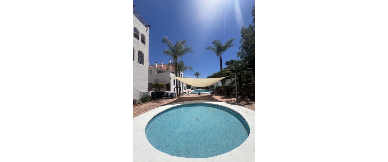 Resale - apartment - Marbella - Nueva Andalucía