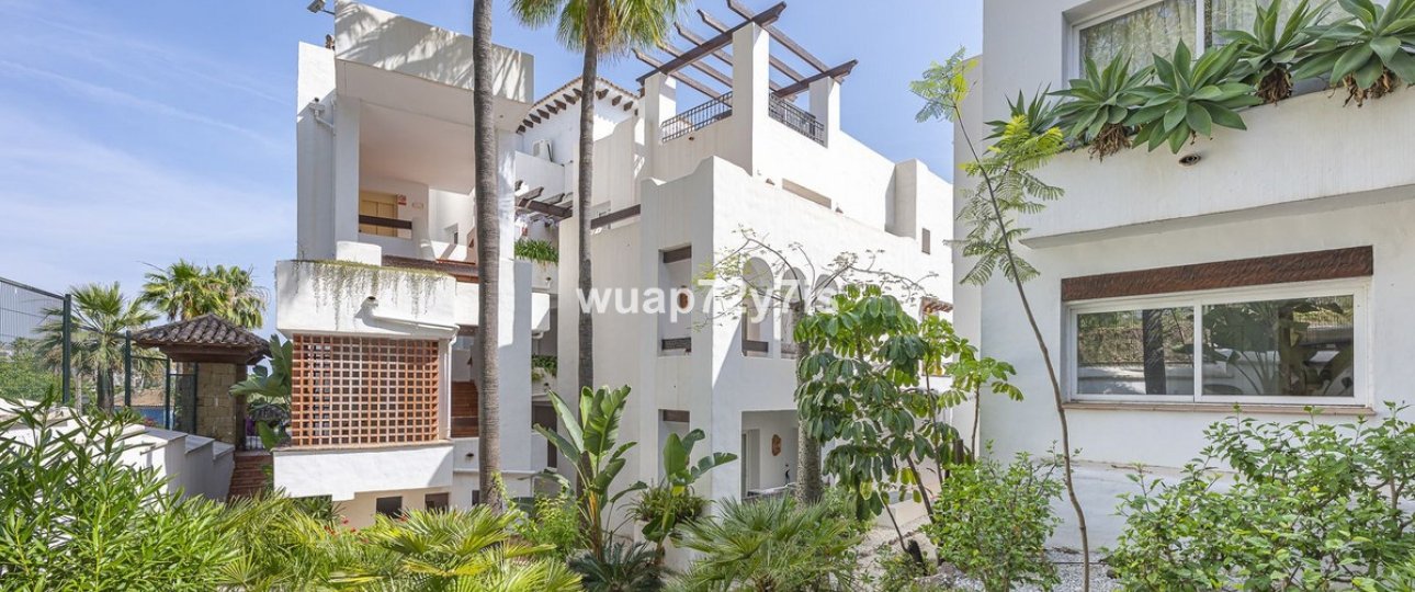 Resale - apartment - Marbella - Nueva Andalucía