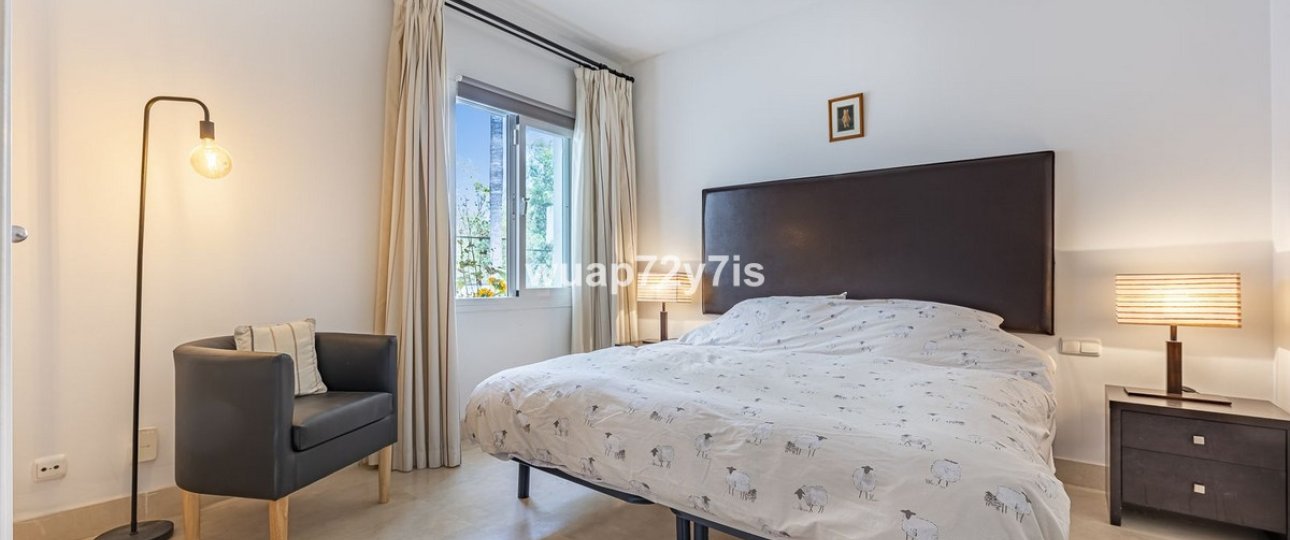 Resale - apartment - Marbella - Nueva Andalucía