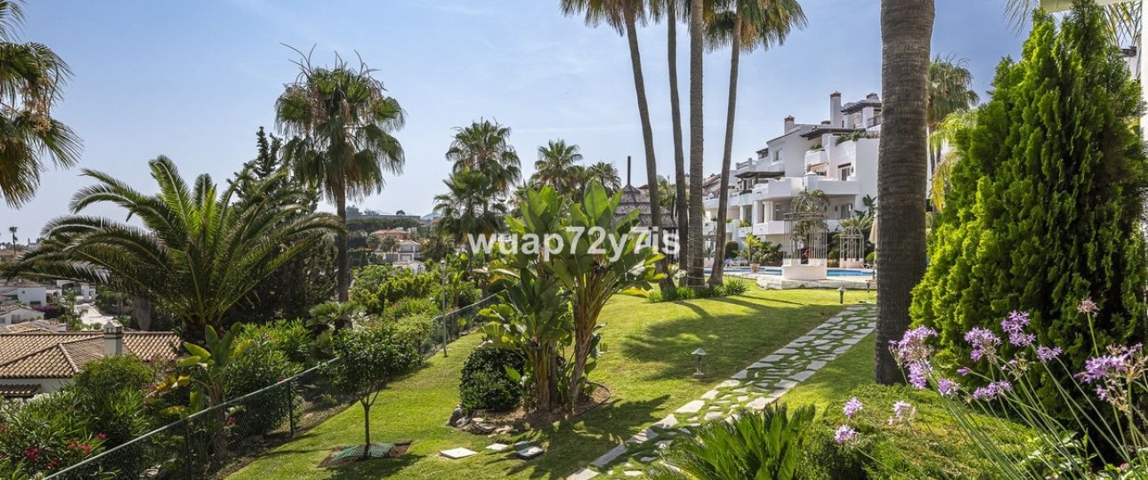 Resale - apartment - Marbella - Nueva Andalucía