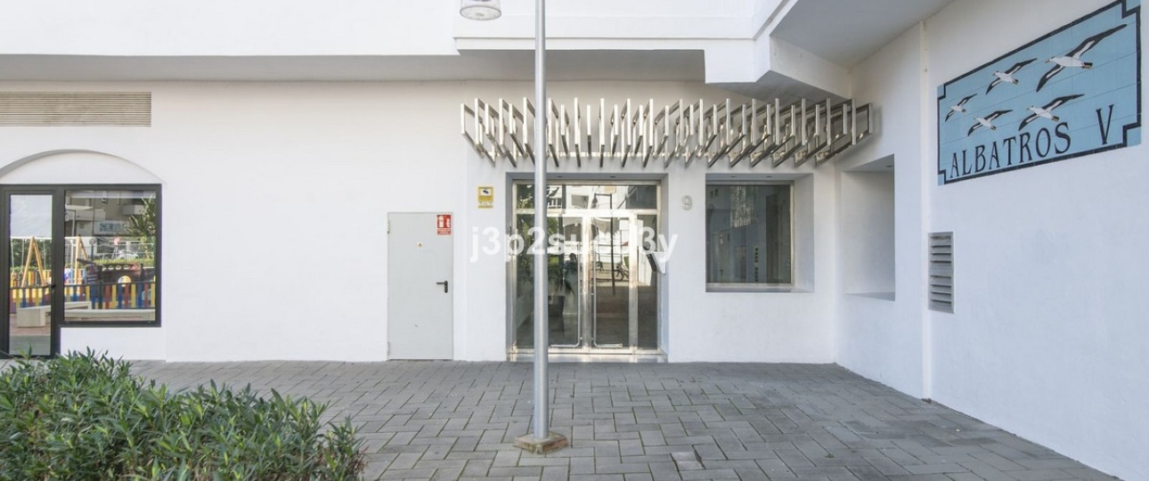 Resale - apartment - Marbella - Nueva Andalucía