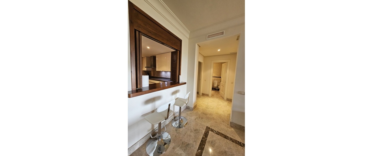 Resale - apartment - Marbella - Nueva Andalucía