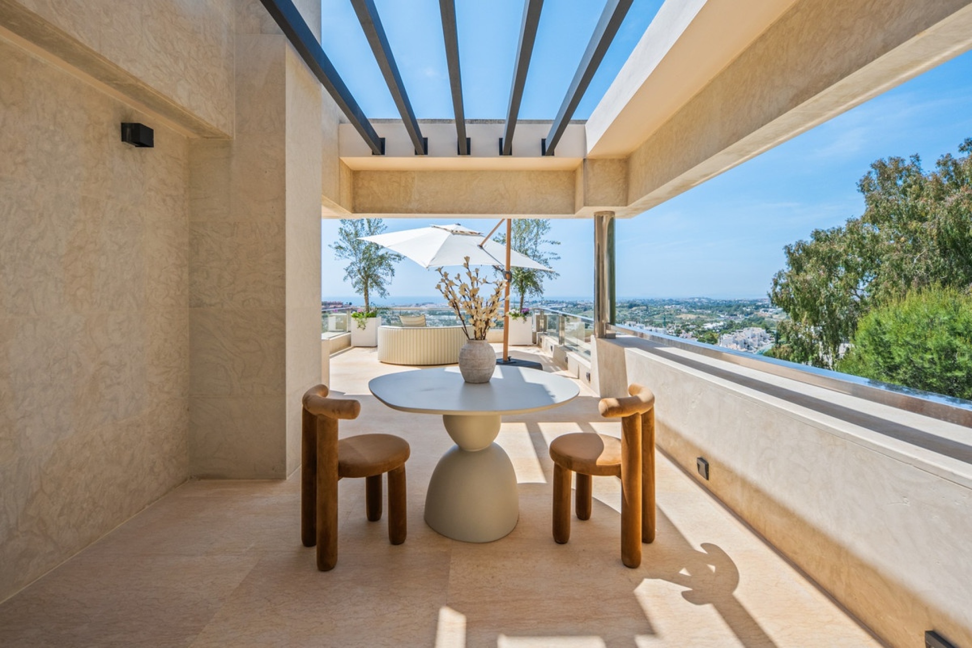 Resale - apartment - Marbella - Nueva Andalucía
