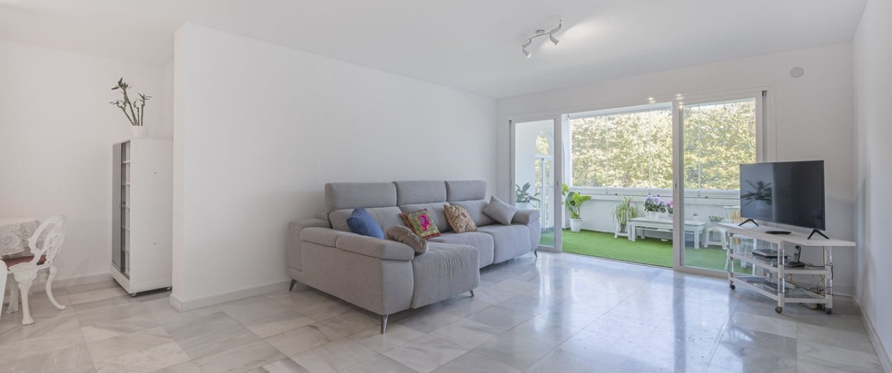 Resale - apartment - Marbella - Nueva Andalucía