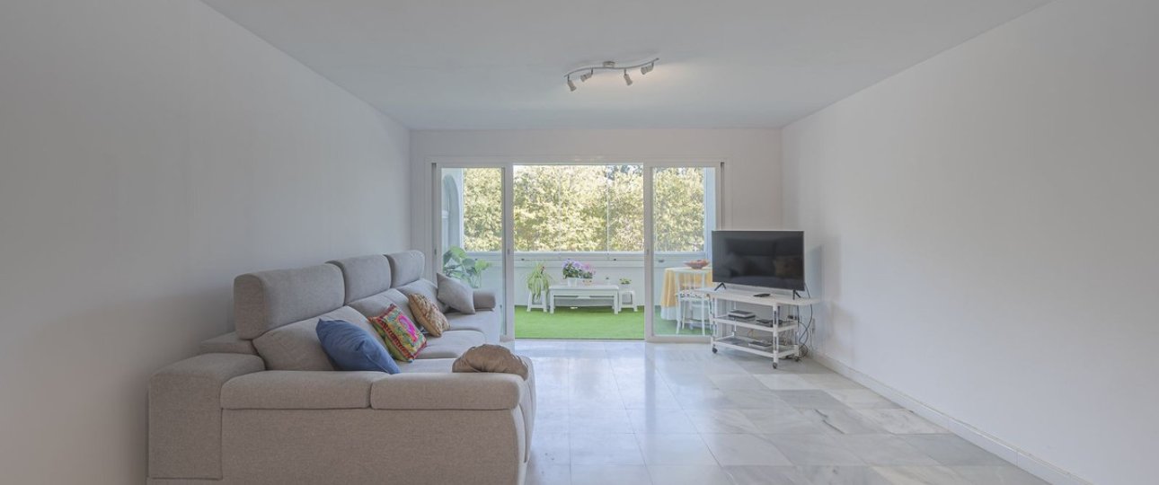 Resale - apartment - Marbella - Nueva Andalucía
