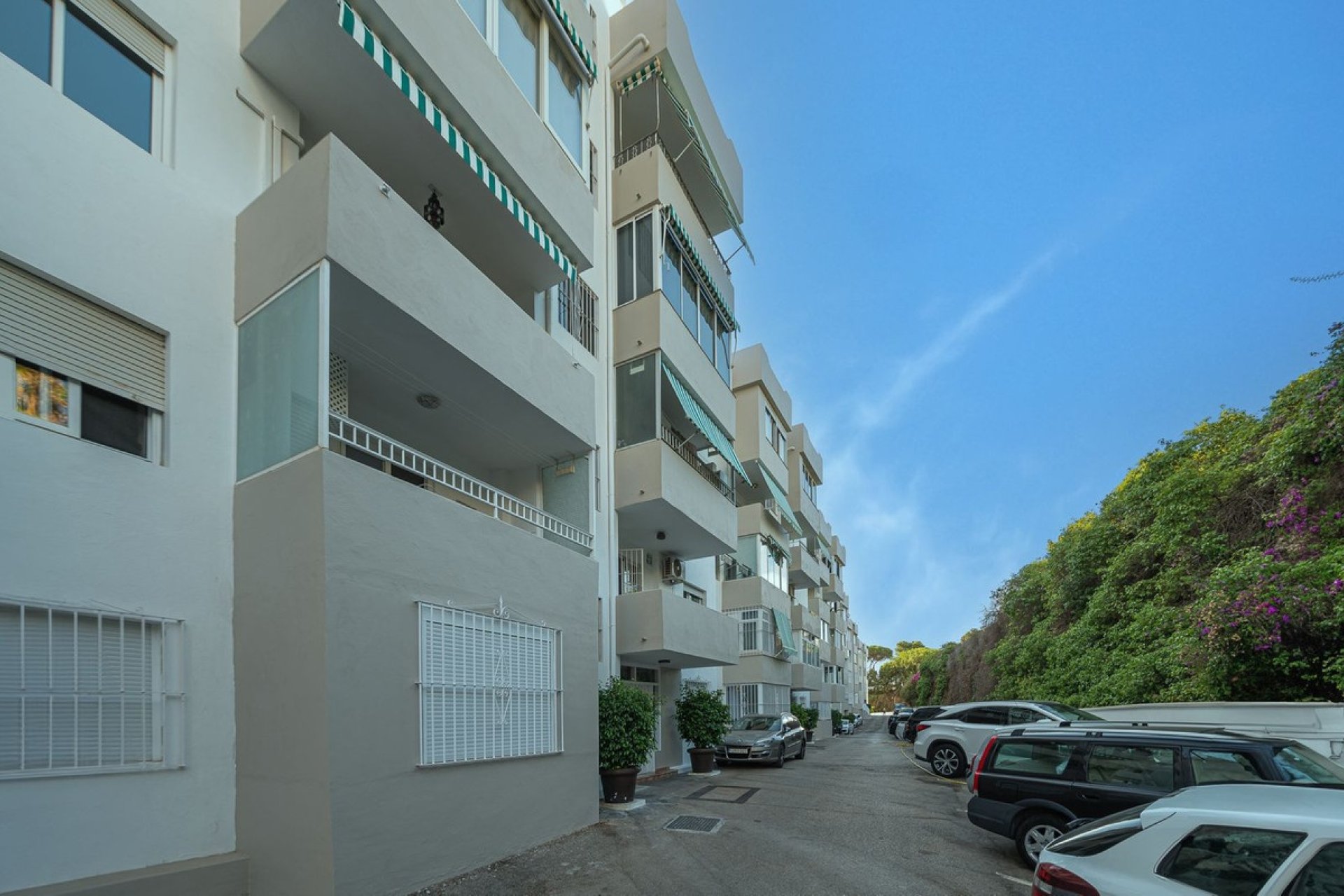 Resale - apartment - Marbella - Nueva Andalucía