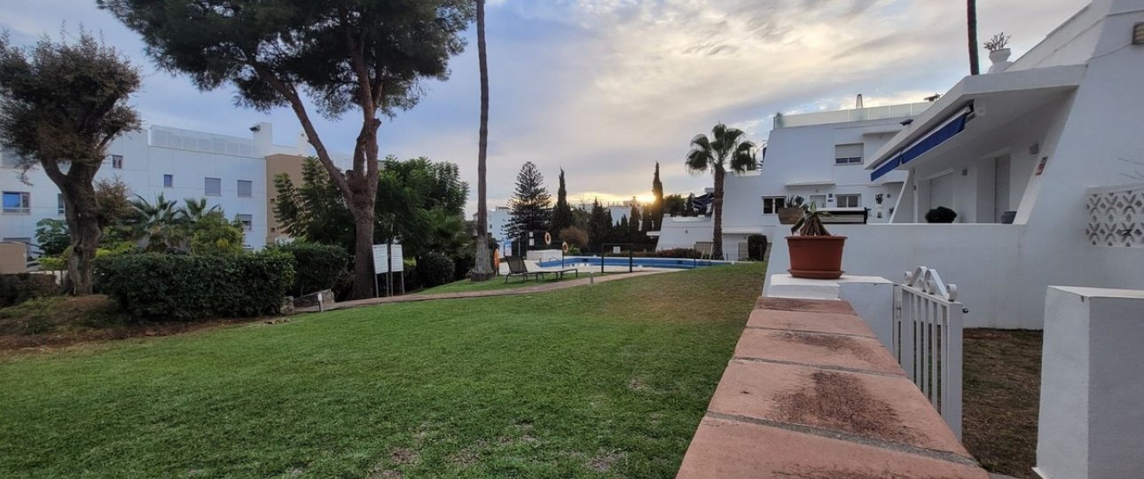 Resale - apartment - Marbella - Nueva Andalucía